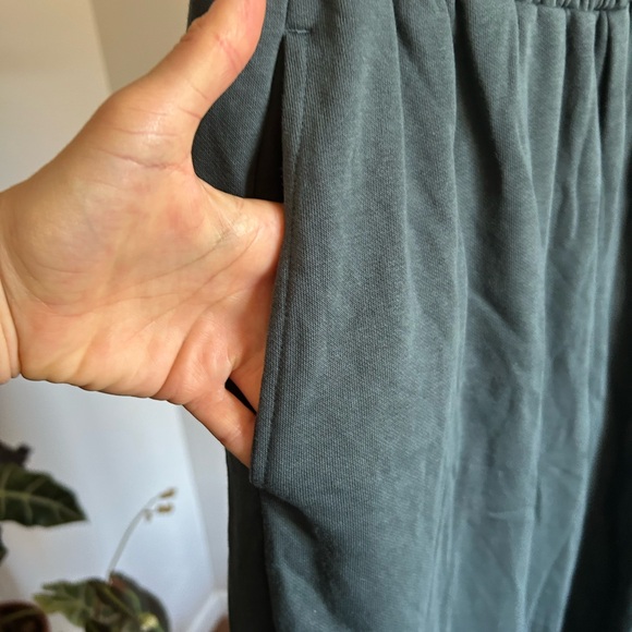 NWOT Gymshark joggers - Picture 4 of 8